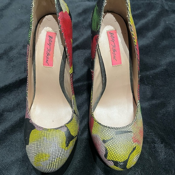 Betsy Johnson Heels - Picture 4 of 6